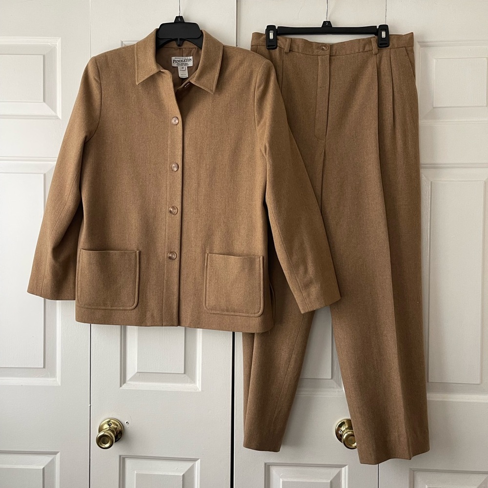 Pendleton 100% Wool Tan Suit Set size 12